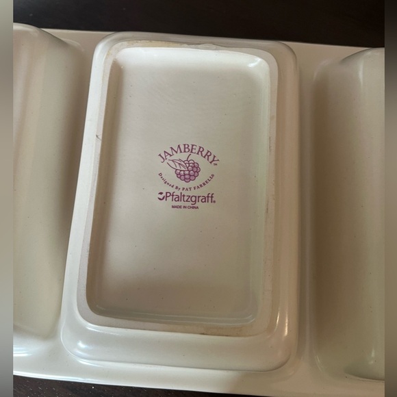 Pfaltzgraff Jamberry Basketweave 14” rectangular 3-part divided Dish - Picture 8 of 9